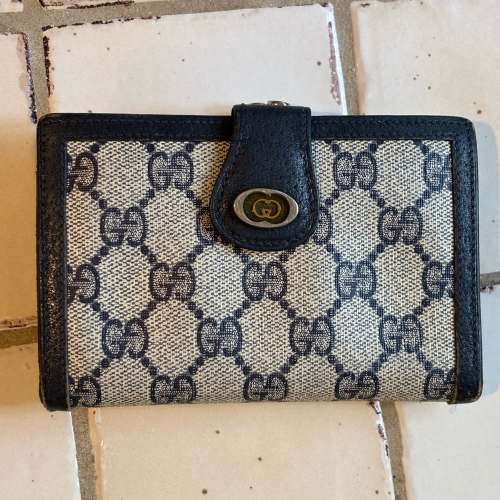 Vintage Gucci Wallet